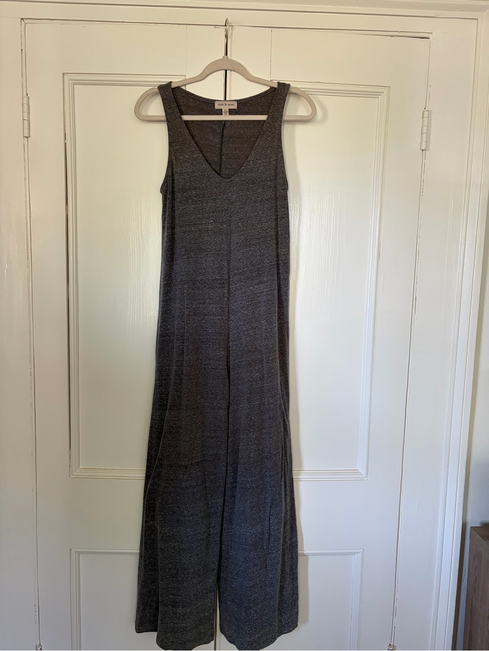 cloth & stone Charcoal Sleeveless V-Neck Jumpsuit